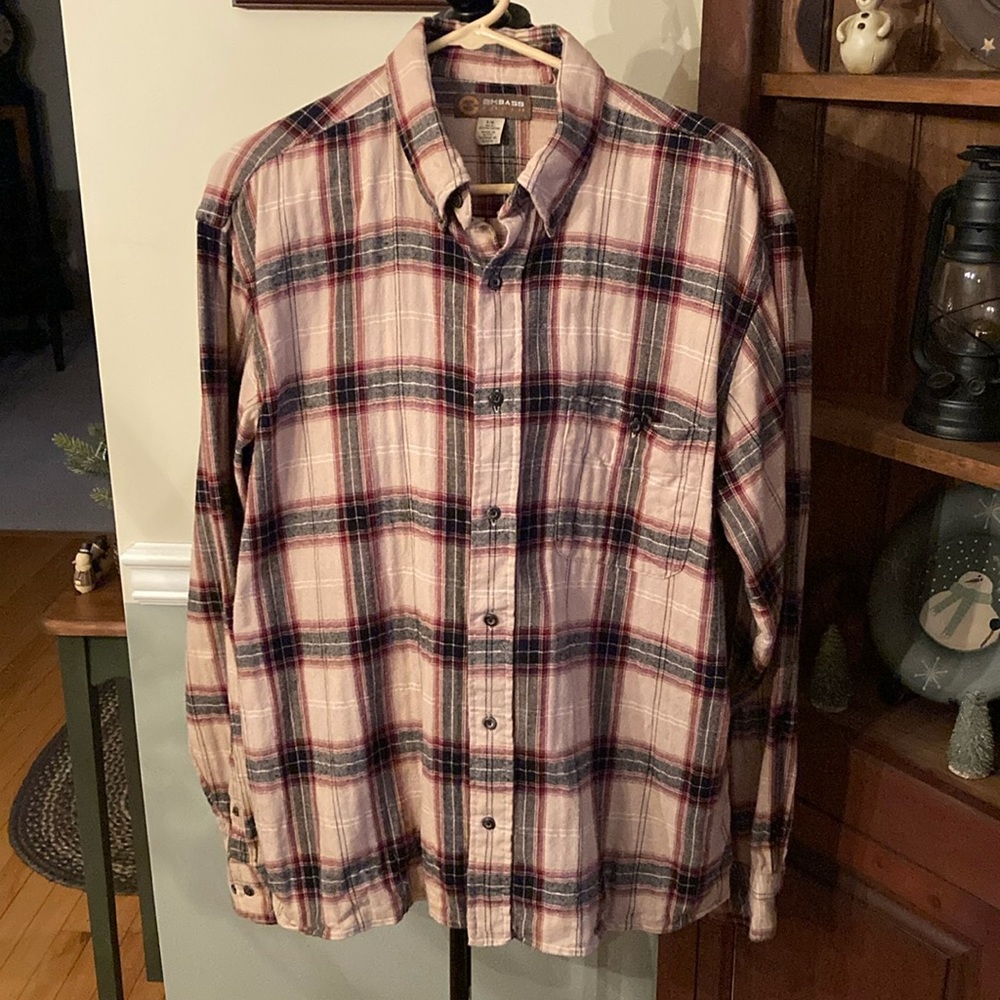 Men’s GH Bass plaid flannel shirt